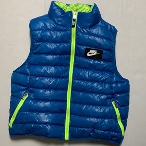 Boys Nike Reversible Vest Size 7, Blue/Green